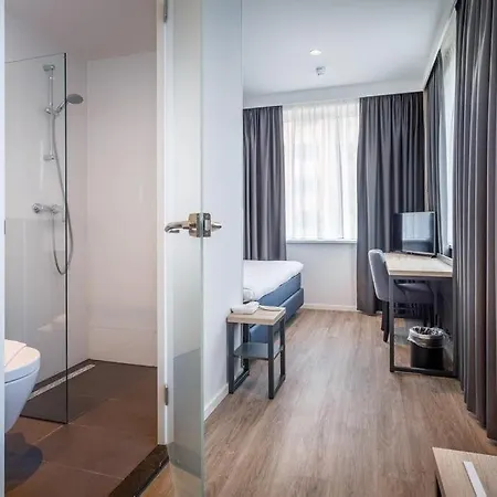 Joy Hotel